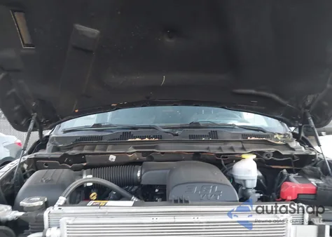 2022 Ram 1500 Classic Warlock 4X4 6'4 Box из США, поврежденный, VIN 1C6RR7GG6NS190687